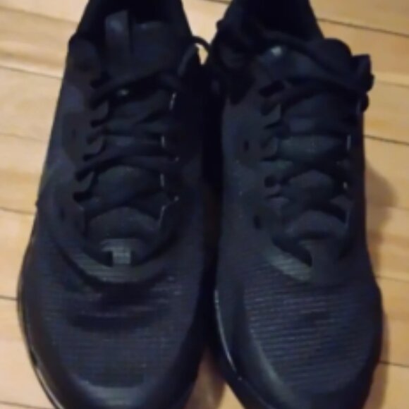 Brand NEW Nike Air Max Alpha Trainer 5 DM0829-010 Shoes - Picture 4 of 5